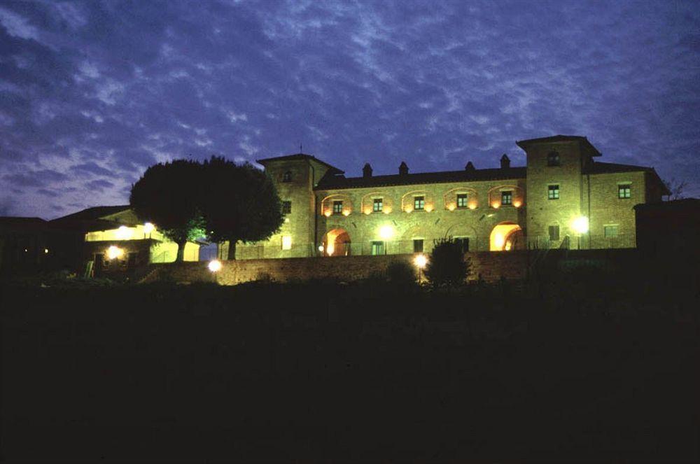 Agriturismo Terra Rossa Valiano Экстерьер фото