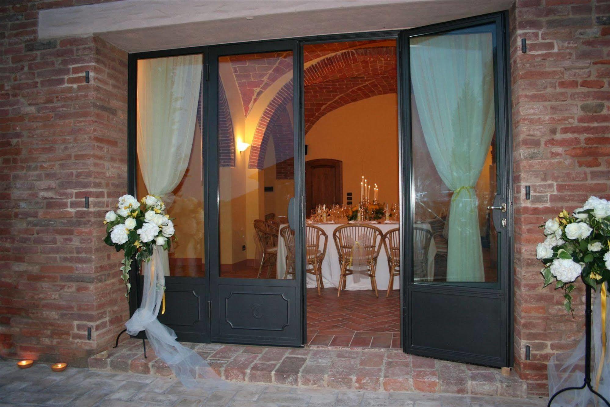 Agriturismo Terra Rossa Valiano Экстерьер фото
