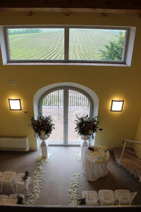 Agriturismo Terra Rossa Valiano Экстерьер фото