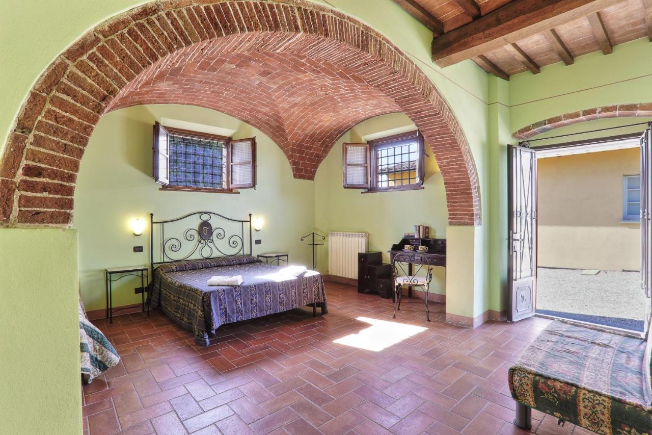 Agriturismo Terra Rossa Valiano Номер фото